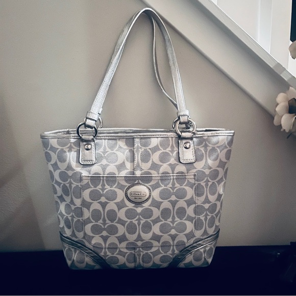 Coach Signature Peyton Heritage Tote Lt Denim with Silver Leather Accent EUC COA - Picture 1 of 12